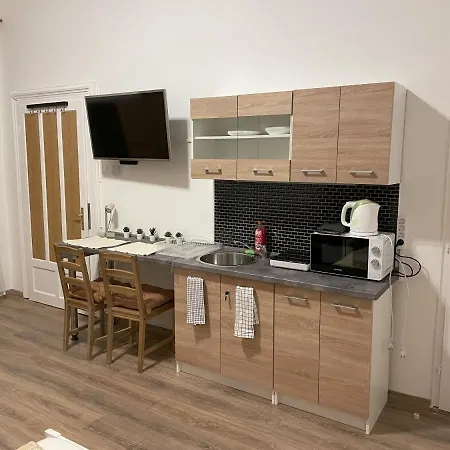 Apartment Mano