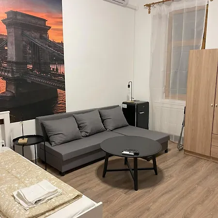 Mano Apartment